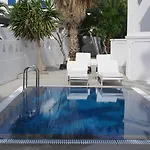 Hotel Kymata 2*